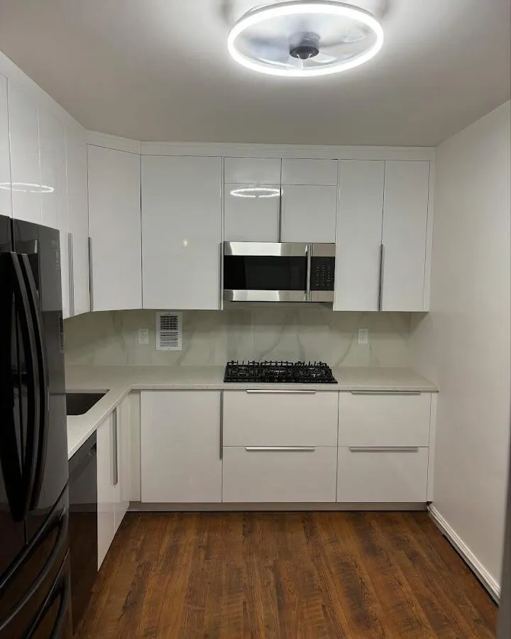 Renovated kitchen with quartz countertops in Mundy